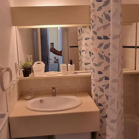 Cosy Avec Piscine, Proche Aqualand Et Plage, Parking Disponible, Terrasse Privative - Fr-1-607-159 Appartamento *