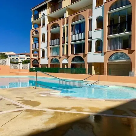 Cosy Avec Piscine, Proche Aqualand Et Plage, Parking Disponible, Terrasse Privative - Fr-1-607-159 Agde